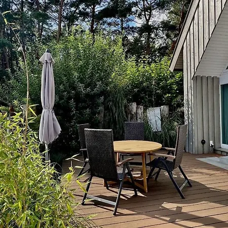 In With Swimming Pool בית נופש זינקסט