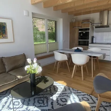 In With Swimming Pool בית נופש זינקסט