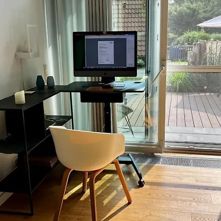 In With Swimming Pool * זינקסט