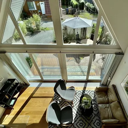 In With Swimming Pool